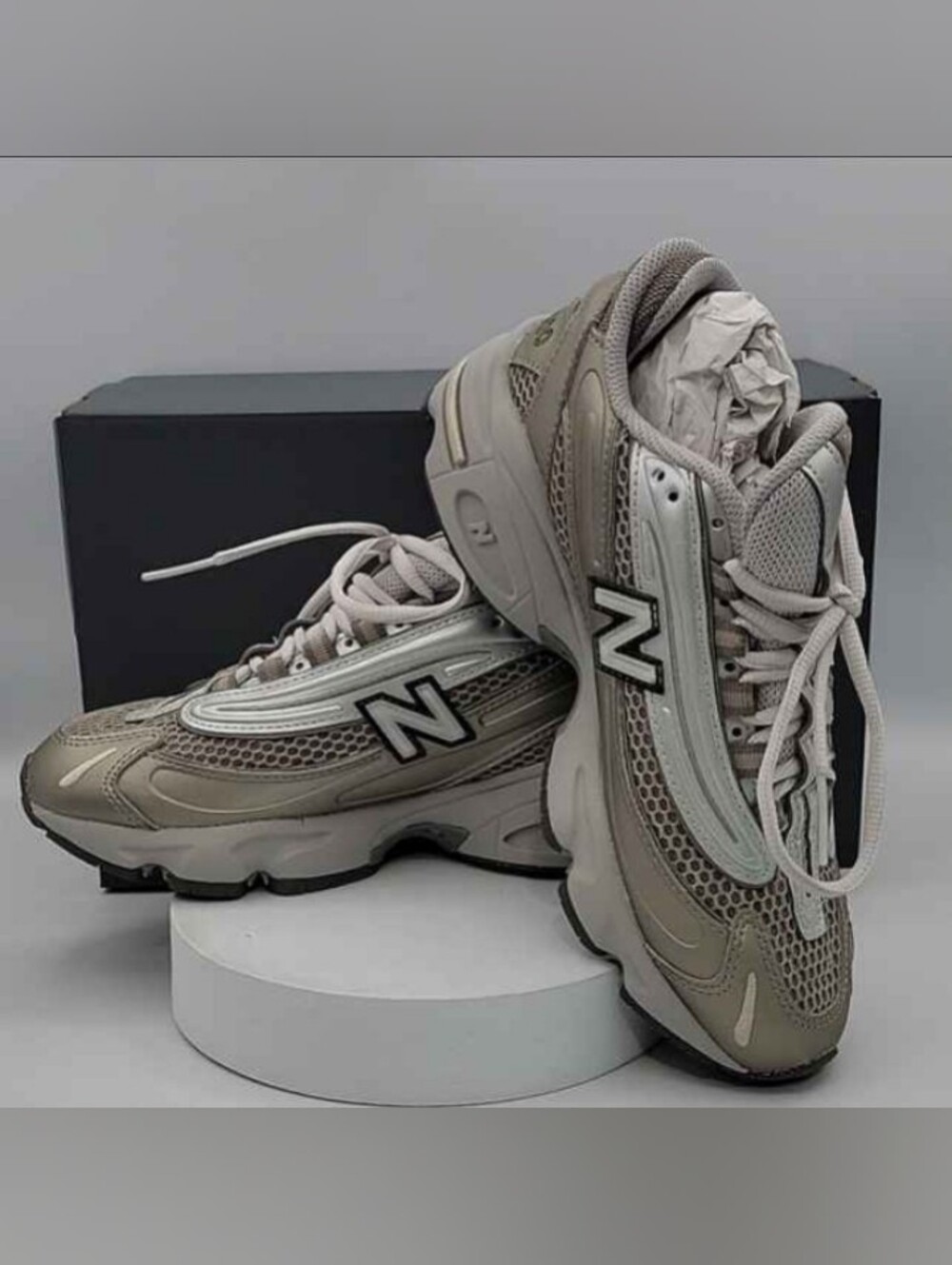 New Balance 1000 Arid Stone/Lt slv met, Women's 6.5/Men's 5 shoes NIB - Picture 2 of 9